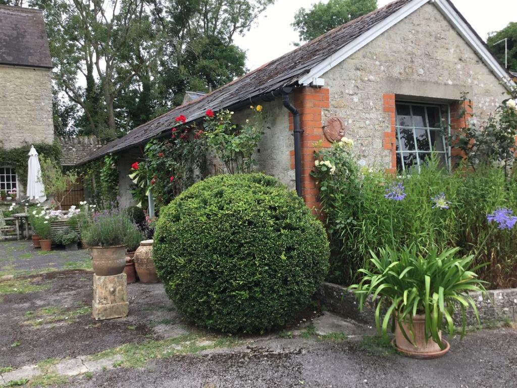 Additional image 18 of Manor Road, Mere