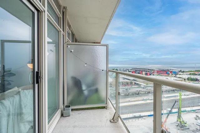 Additional image 25 of 85 East Liberty St Unit 1703