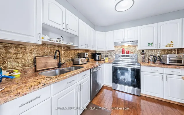 Additional image 13 of 5460 Yonge St Unit 1209