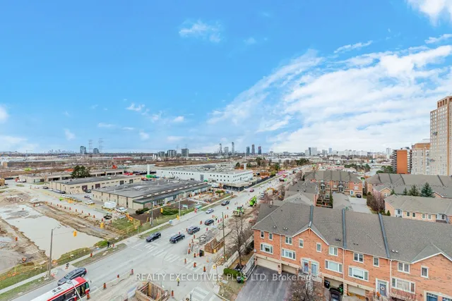 Additional image 28 of 1 Leaside Park Dr Unit 709