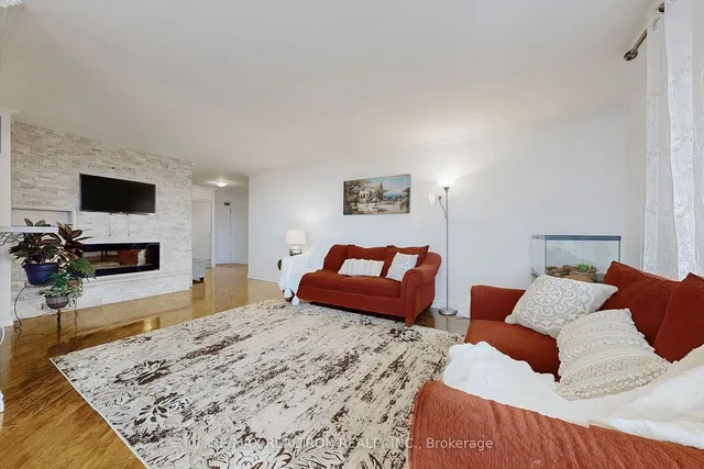 Additional image 8 of 135 Antibes Dr Unit 1706