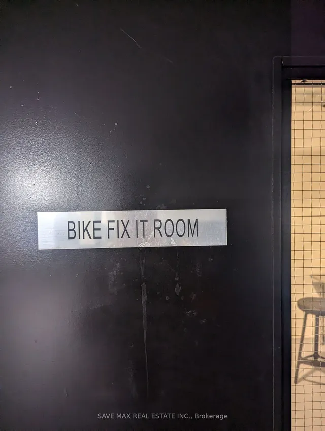 Additional image 25 of 55 Duke St Unit 2309