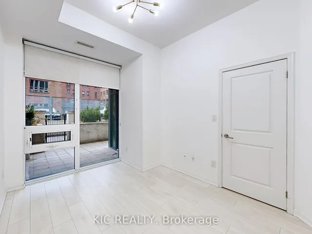 Additional image 19 of 400 Adelaide St Unit 107