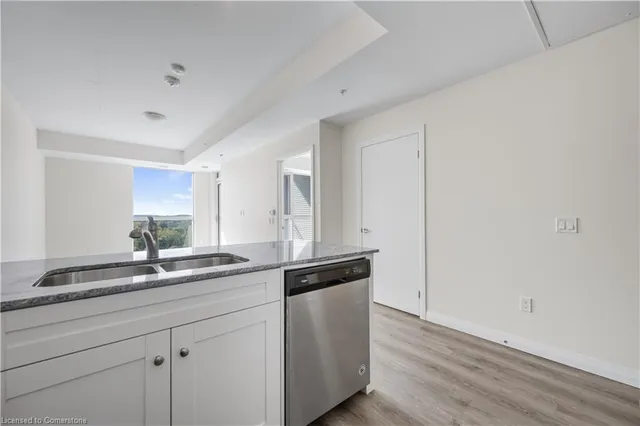 Additional image 26 of 60 Charles St Unit 807