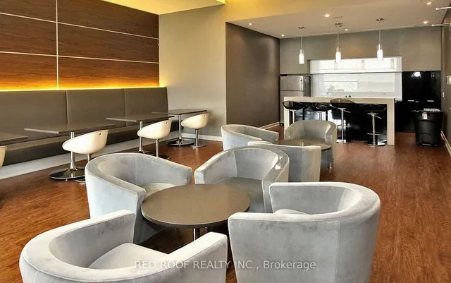 Additional image 24 of 33 Singer Crt Unit 711