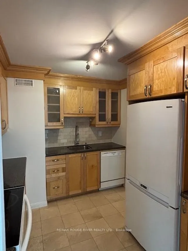 Additional image 7 of 5795 Yonge St Unit 1002