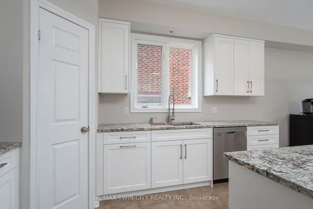 Additional image 11 of 508 Topper Woods Cres