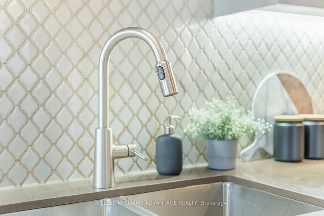 Additional image 15 of 632 Woodbine Ave