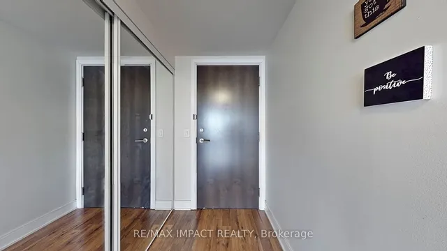 Additional image 30 of 125 Village Green Sq Unit 2212