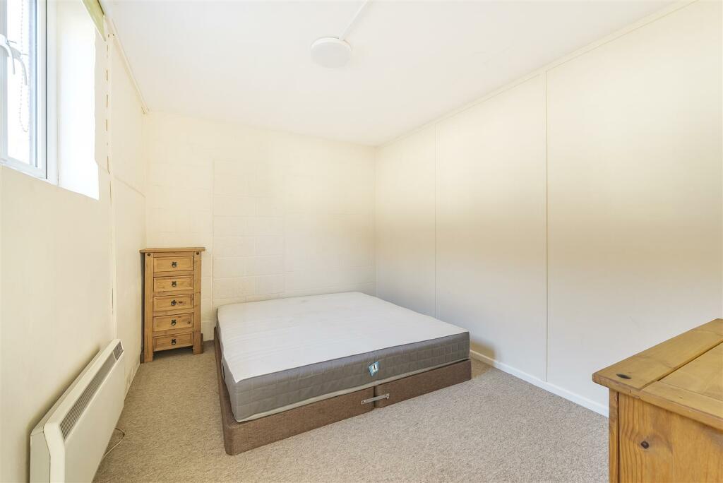 Additional image 8 of Wylye