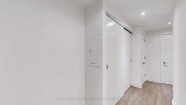 Additional image 20 of 50 Power St Unit 616