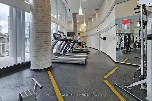 Additional image 35 of 38 Dan Leckie Way Unit 1612