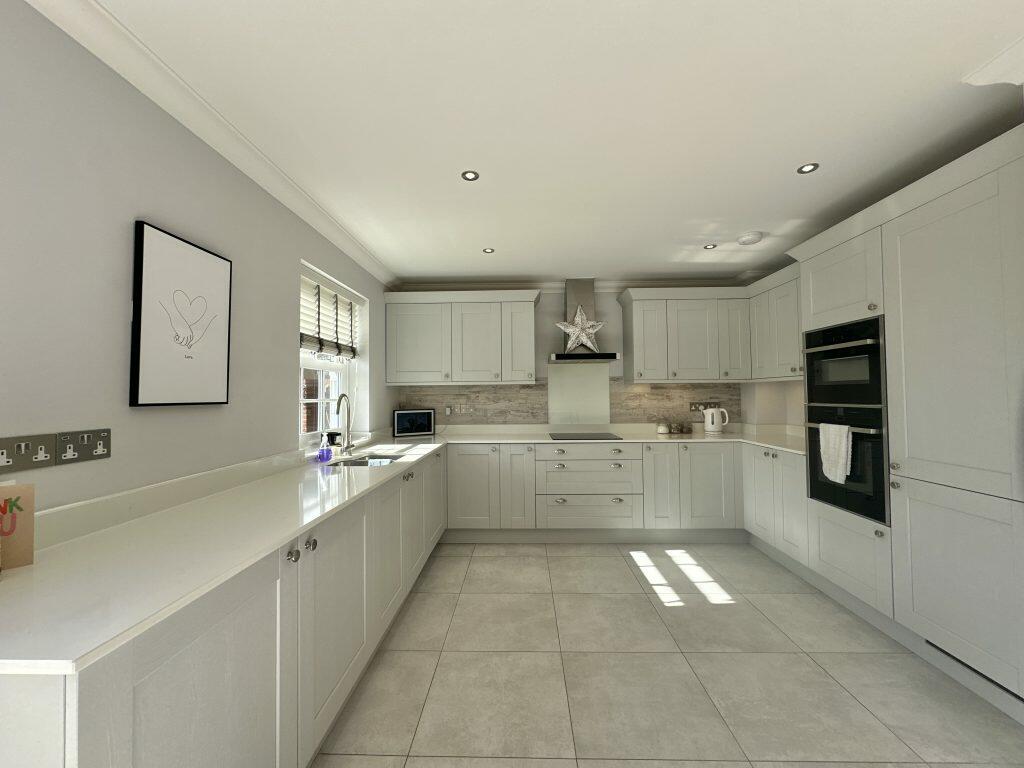 Additional image 2 of Shepherd Close, Yeovil, Somerset, BA21