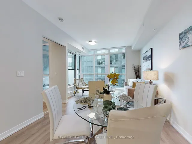 Additional image 12 of 36 Howard Park Ave Unit 302