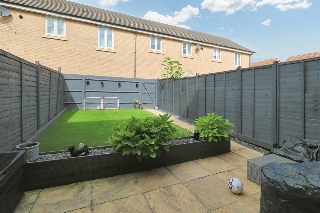 Additional image 16 of Hutton Close, Paxcroft Mead