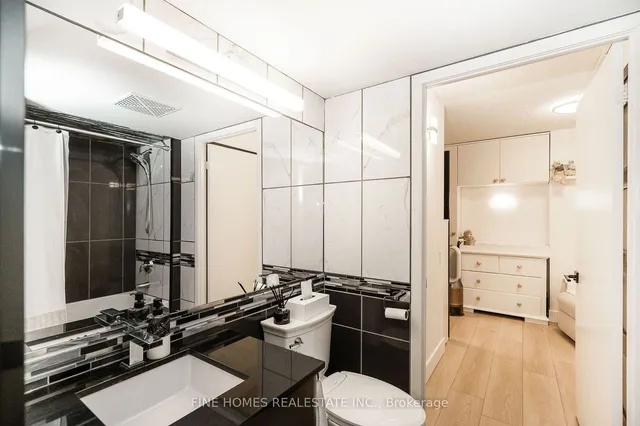 Additional image 9 of 525 Wilson Ave Unit 505