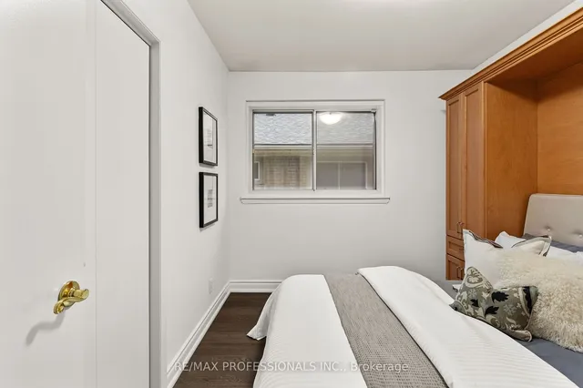 Additional image 26 of 24 Skelmore Cres