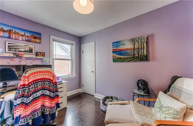 Additional image 11 of 92 Belleview Ave