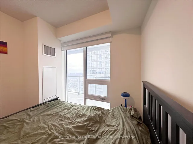 Additional image 7 of 2221 Yonge St Unit 4205