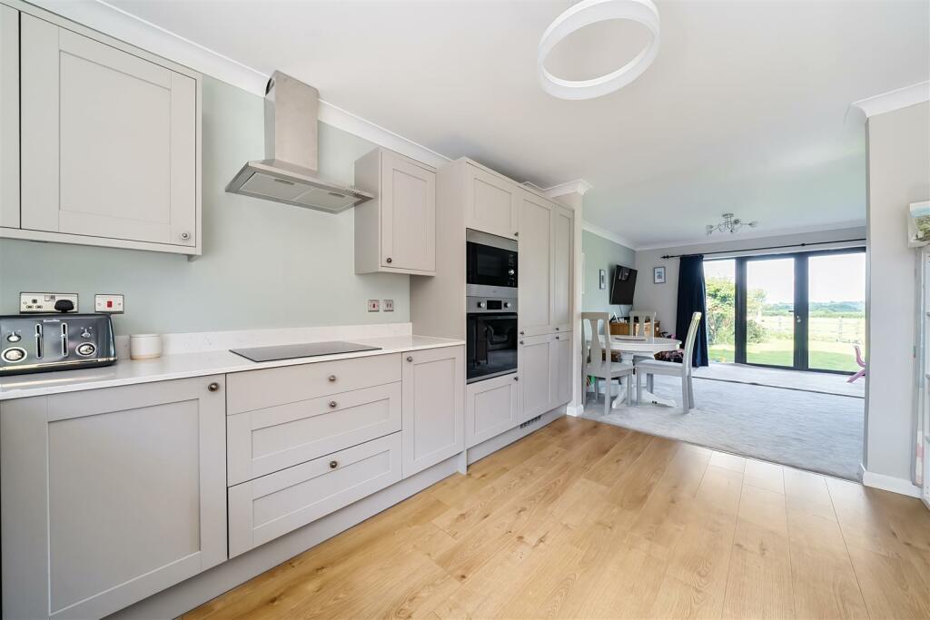 Additional image 4 of Halletts Orchard, Tintinhull, Yeovil