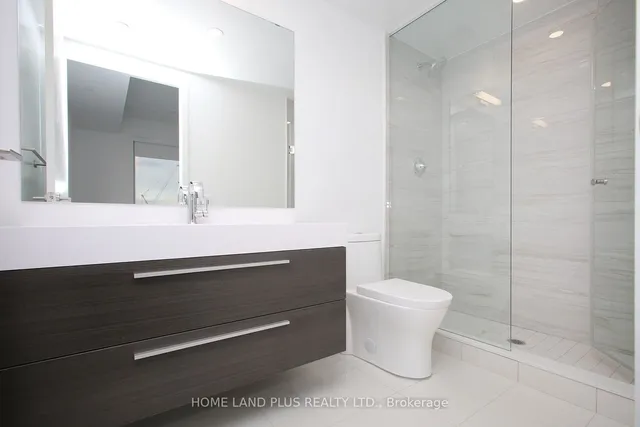 Additional image 17 of 39 Roehampton Ave Unit 2704