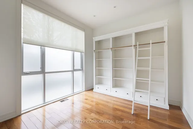 Additional image 12 of 151 Yonge Blvd