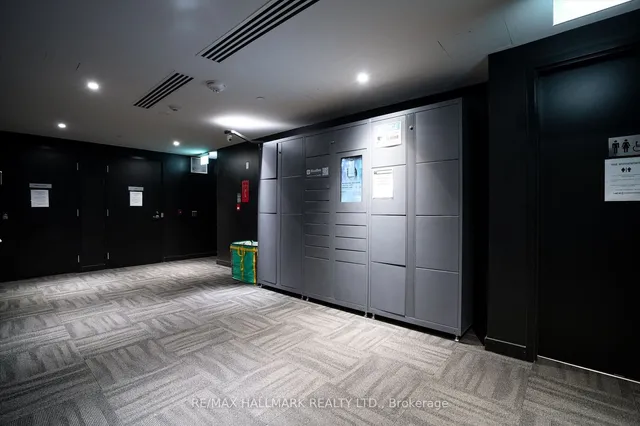 Additional image 21 of 458 Richmond St Unit 204