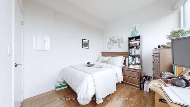 Additional image 17 of 115 Mcmahon Dr Unit 2711