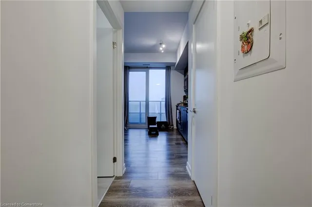 Additional image 11 of 5 Wellington St Unit 1009