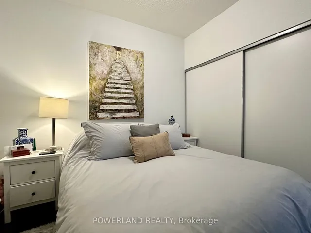 Additional image 11 of 80 Marine Parade Dr Unit 425