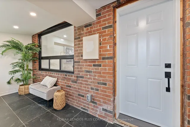 Additional image 4 of 353 Victoria Park Ave