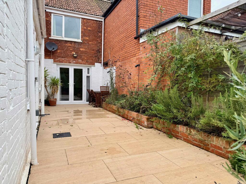 Additional image 9 of Manor House Road, Glastonbury