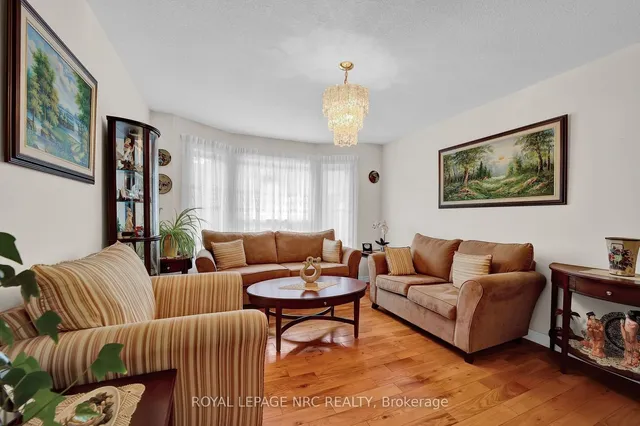 Additional image 10 of 27 Hollyridge Cres