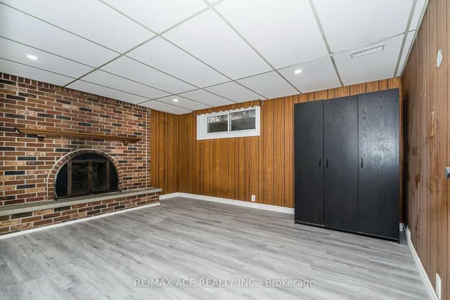 Additional image 23 of 15 Strathavon Dr