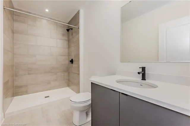 Additional image 22 of 14 Carina St