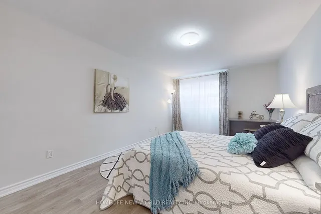 Additional image 10 of 3 Massey Sq Unit 2004