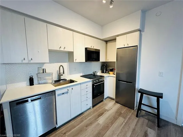 Additional image 20 of 5 Wellington St Unit 612