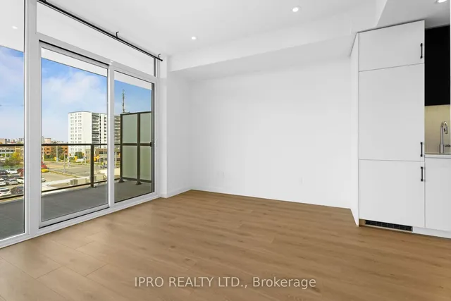 Additional image 16 of 741 King St Unit 409