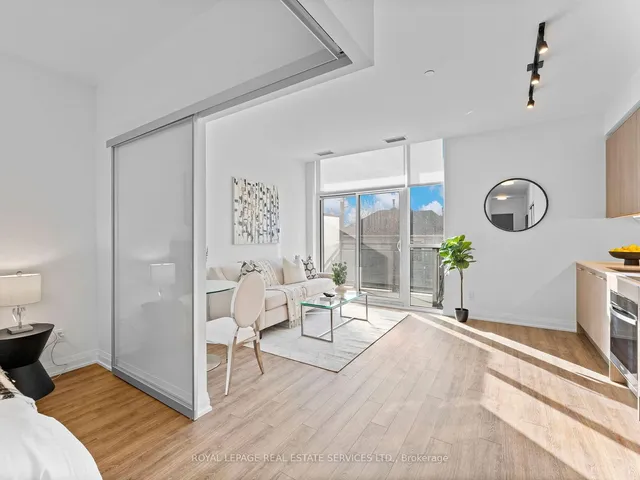 Additional image 5 of 286 Main St Unit 215