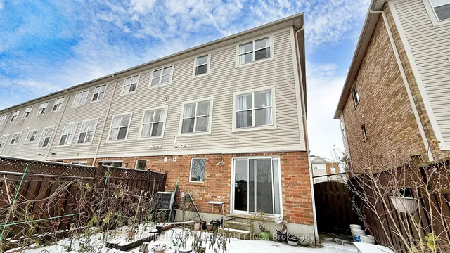 Additional image 32 of 16 Reindeer Dr