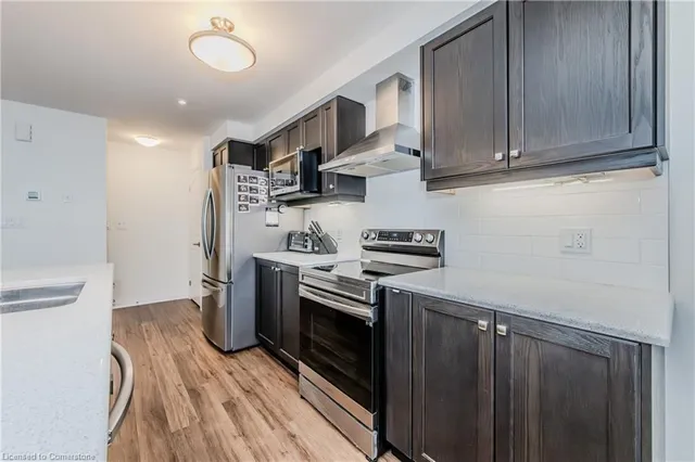 Additional image 15 of 27 Valencia Ave