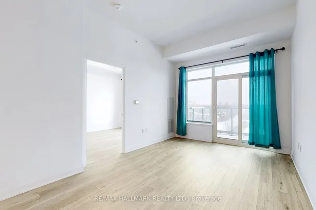 Additional image 4 of 3220 Sheppard Ave Unit 421