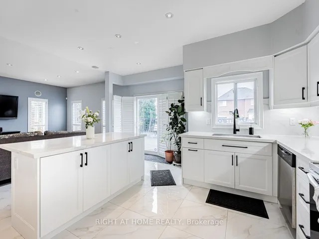 Additional image 13 of 34 Loggerhead Grve