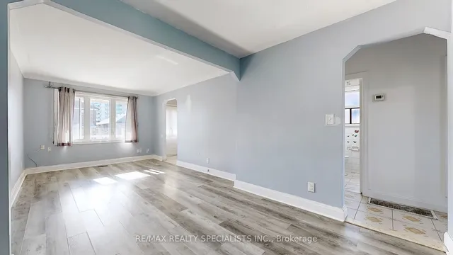 Additional image 9 of 739 Vaughan Rd