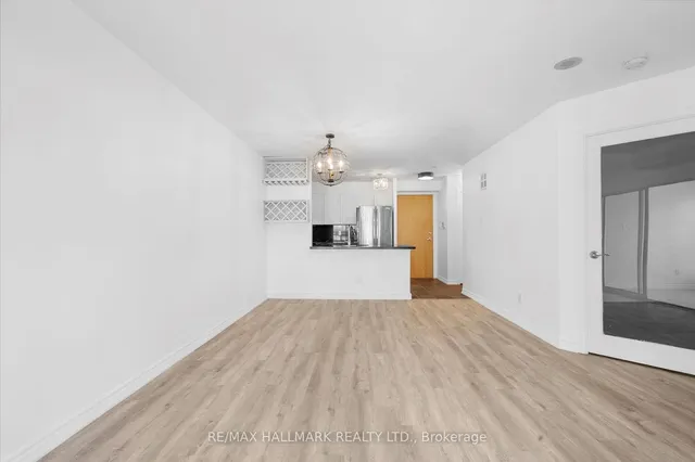 Additional image 8 of 600 Queens Quay Unit 906