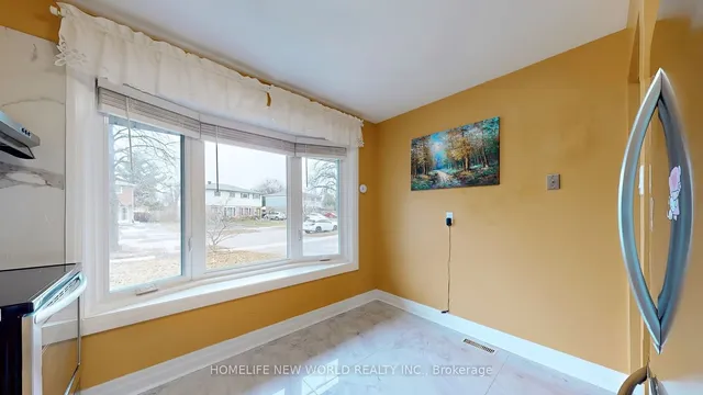 Additional image 10 of 227 Hollyberry Tr