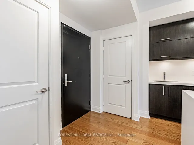 Additional image 9 of 1080 Bay St Unit 505