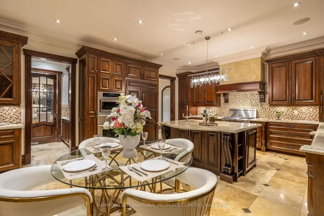 Additional image 23 of 24 York Valley Cres