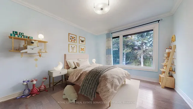 Additional image 33 of 136 Denlow Blvd