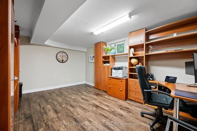 Additional image 32 of 18 Esposito Crt